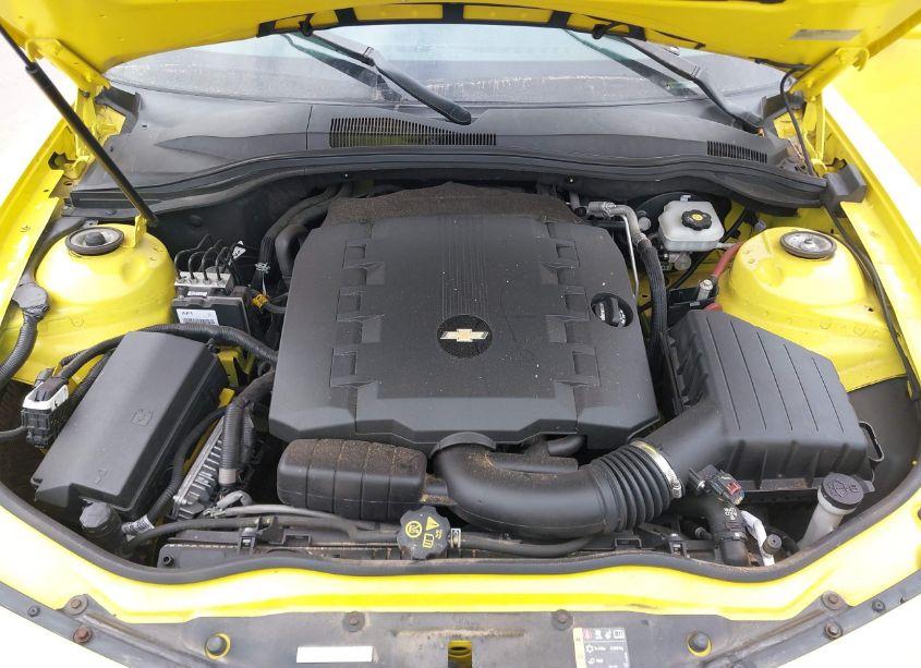 Photo 10 of 2015 Chevrolet Camaro 2LS (VIN 2G1FB1E39F9310913)