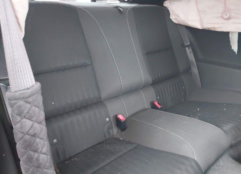 Photo 8 of 2015 Chevrolet Camaro 2LS (VIN 2G1FB1E39F9310913)