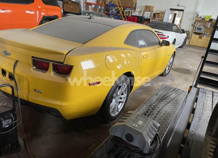 Photo 4 of 2012 Chevrolet Camaro LT (VIN 2G1FB1E3XC9209469)