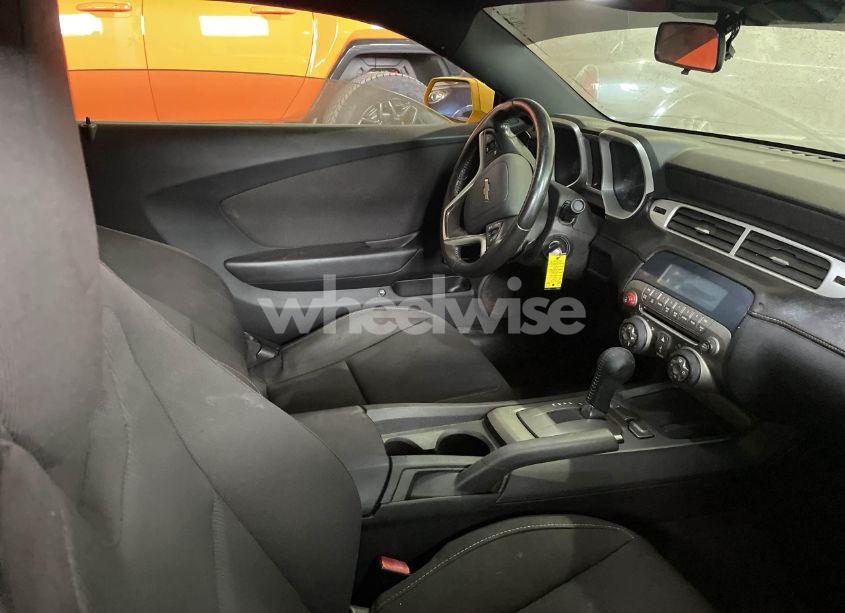 Photo 5 of 2012 Chevrolet Camaro LT (VIN 2G1FB1E3XC9209469)