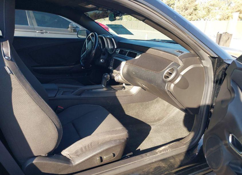 Photo 5 of 2013 Chevrolet Camaro 1LT (VIN 2G1FB1E3XD9128683)