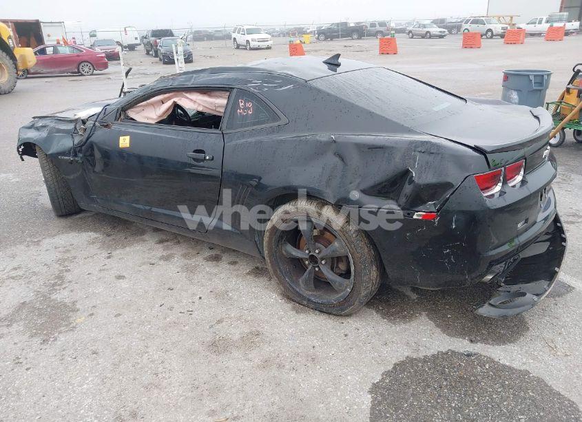 Photo 3 of 2013 Chevrolet Camaro 1LT (VIN 2G1FB1E3XD9142079)