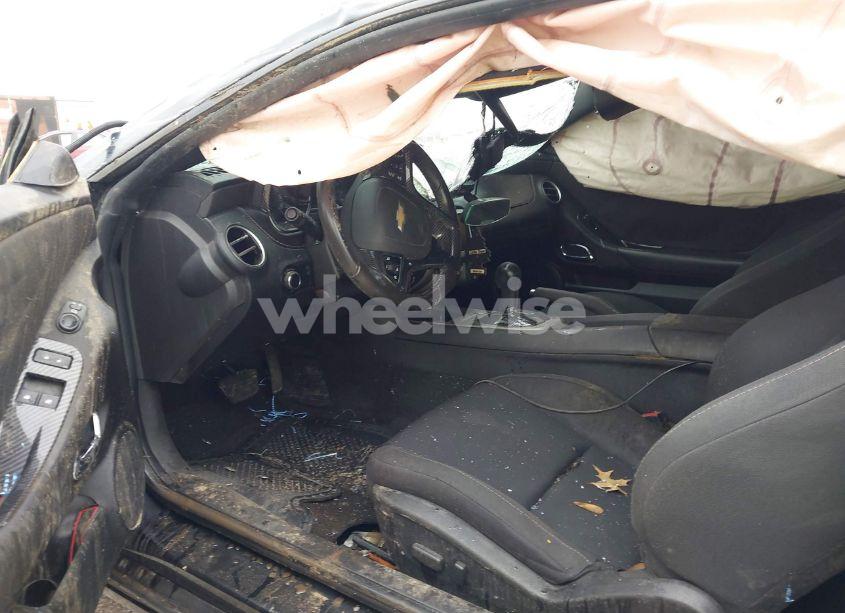 Photo 5 of 2013 Chevrolet Camaro 1LT (VIN 2G1FB1E3XD9142079)