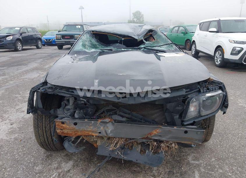 Photo 6 of 2013 Chevrolet Camaro 1LT (VIN 2G1FB1E3XD9142079)