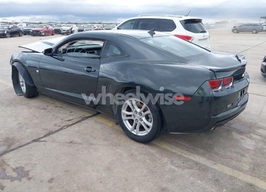 Photo 3 of 2013 Chevrolet Camaro 1LT (VIN 2G1FB1E3XD9235989)