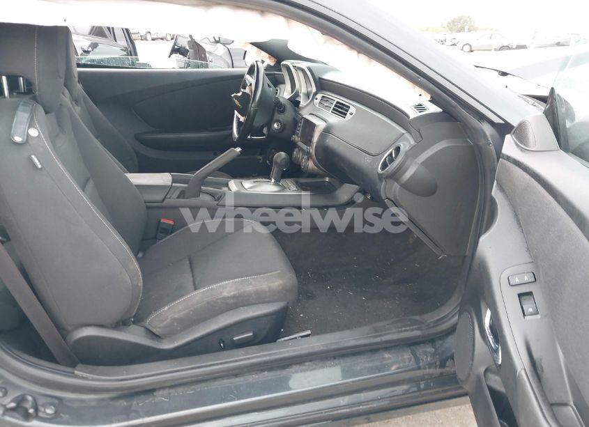 Photo 5 of 2013 Chevrolet Camaro 1LT (VIN 2G1FB1E3XD9235989)