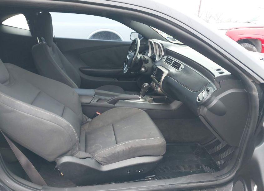 Photo 5 of 2014 Chevrolet Camaro 1LT (VIN 2G1FB1E3XE9284210)