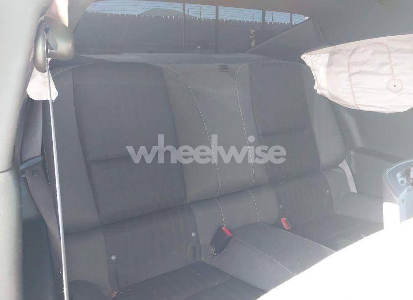 Photo 8 of 2015 Chevrolet Camaro 2LS (VIN 2G1FB1E3XF9162075)