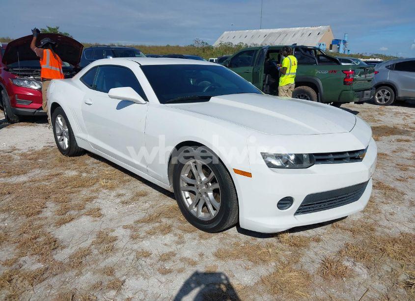 2015 Chevrolet Camaro 2LS (VIN 2G1FB1E3XF9171441) main photo