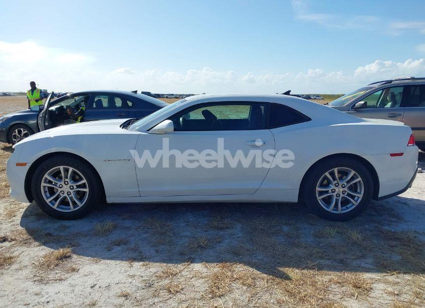 Photo 14 of 2015 Chevrolet Camaro 2LS (VIN 2G1FB1E3XF9171441)