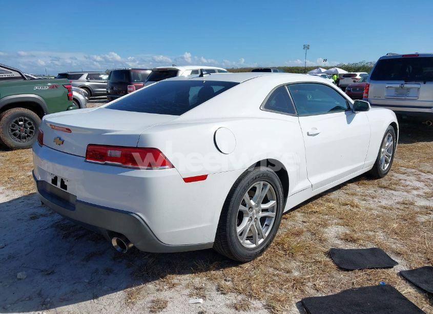Photo 4 of 2015 Chevrolet Camaro 2LS (VIN 2G1FB1E3XF9171441)