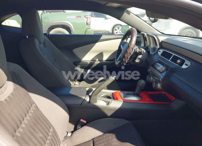 Photo 5 of 2015 Chevrolet Camaro 2LS (VIN 2G1FB1E3XF9171441)
