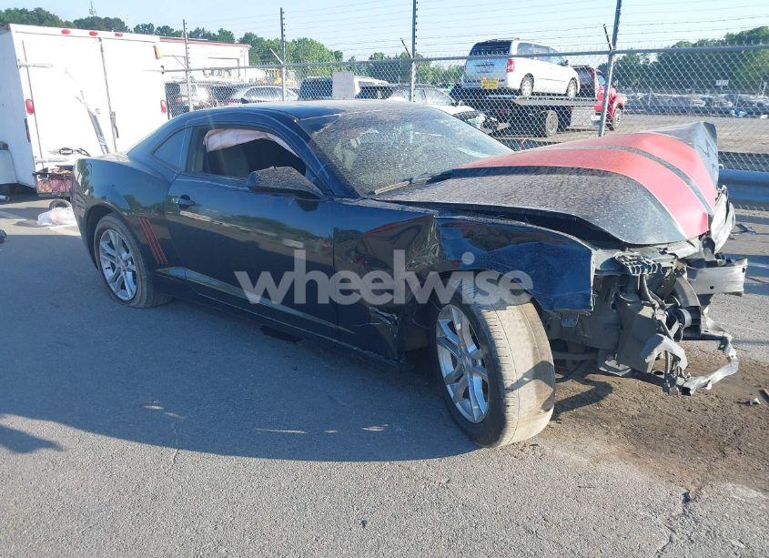 2015 Chevrolet Camaro 2LS (VIN 2G1FB1E3XF9249149) main photo