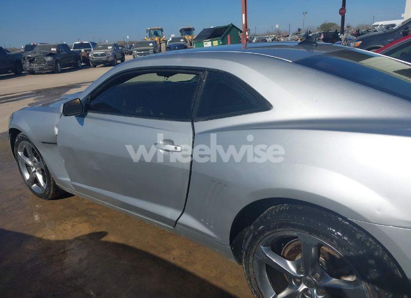 Photo 14 of 2011 Chevrolet Camaro 1LT (VIN 2G1FB1ED0B9111168)