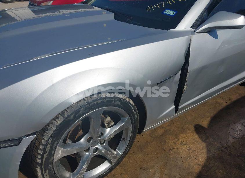 Photo 6 of 2011 Chevrolet Camaro 1LT (VIN 2G1FB1ED0B9111168)