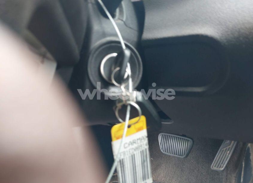 Photo 11 of 2011 Chevrolet Camaro 1LT (VIN 2G1FB1ED0B9140122)