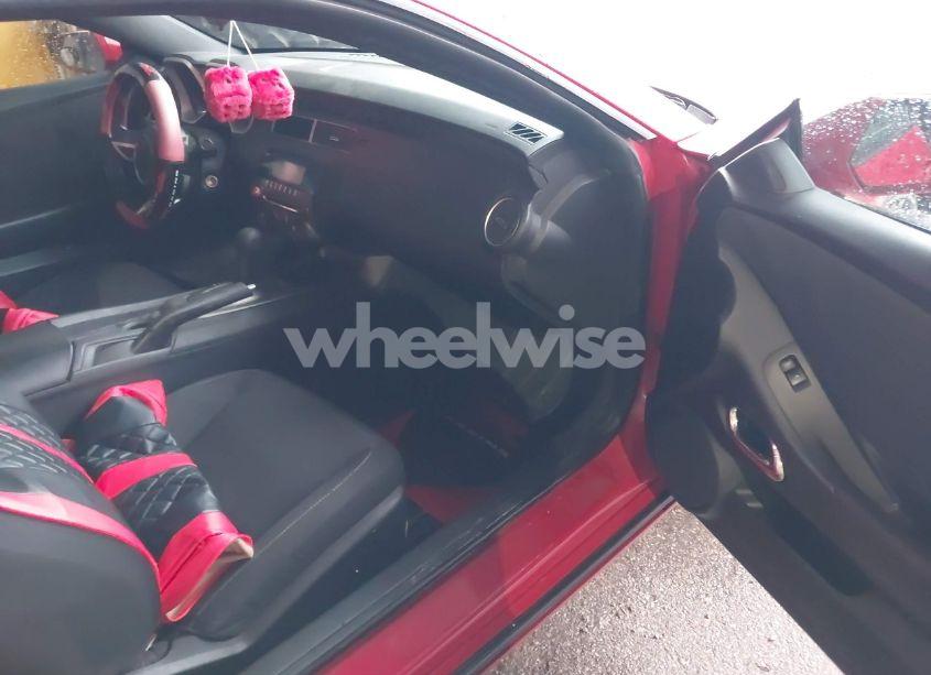 Photo 5 of 2011 Chevrolet Camaro 1LT (VIN 2G1FB1ED0B9195573)