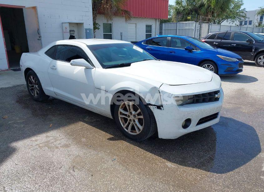 2011 Chevrolet Camaro 1LT (VIN 2G1FB1ED1B9121112) main photo