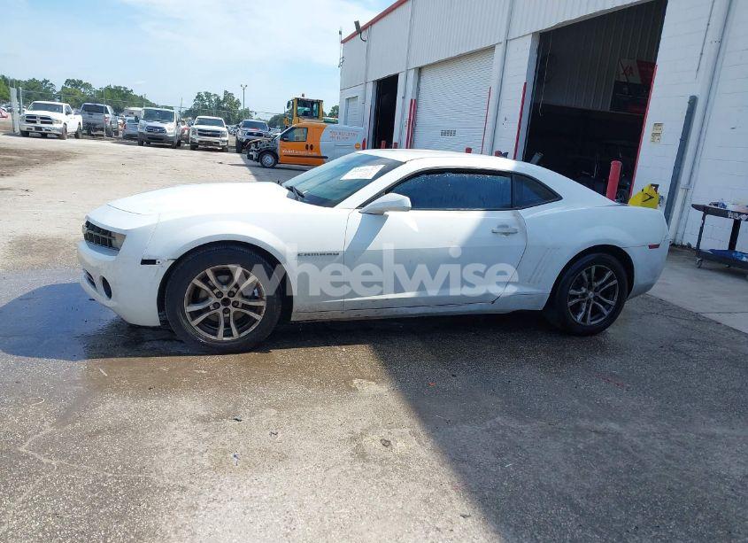 Photo 14 of 2011 Chevrolet Camaro 1LT (VIN 2G1FB1ED1B9121112)