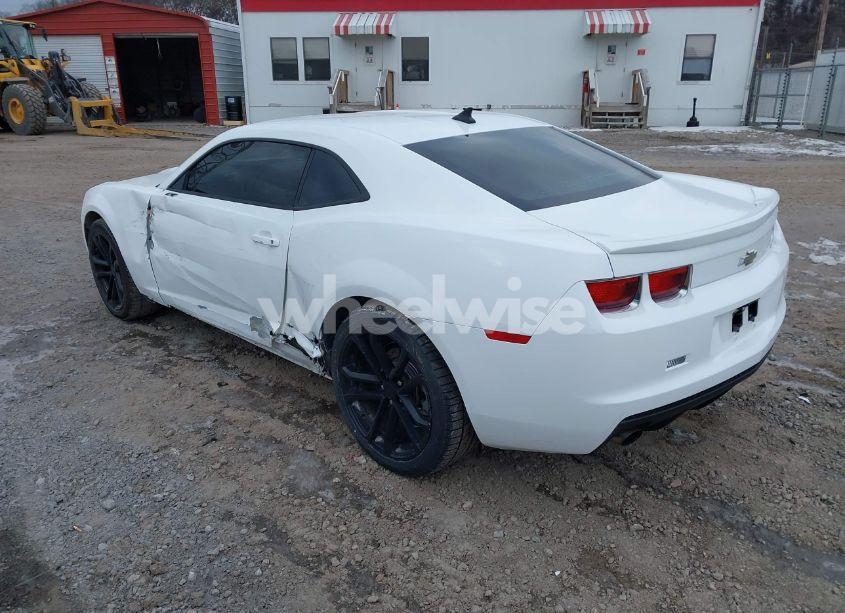 Photo 3 of 2011 Chevrolet Camaro 1LT (VIN 2G1FB1ED1B9129839)