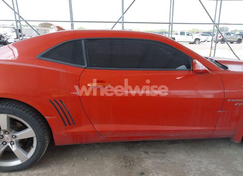 Photo 13 of 2011 Chevrolet Camaro 1LT (VIN 2G1FB1ED2B9157424)