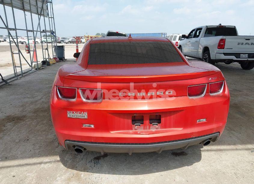 Photo 16 of 2011 Chevrolet Camaro 1LT (VIN 2G1FB1ED2B9157424)