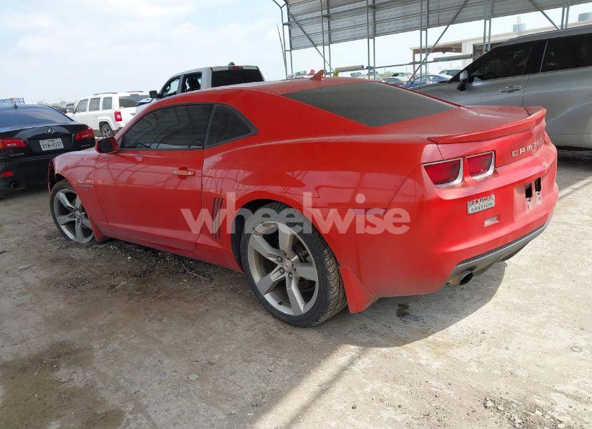 Photo 3 of 2011 Chevrolet Camaro 1LT (VIN 2G1FB1ED2B9157424)