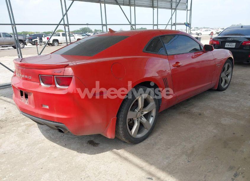 Photo 4 of 2011 Chevrolet Camaro 1LT (VIN 2G1FB1ED2B9157424)
