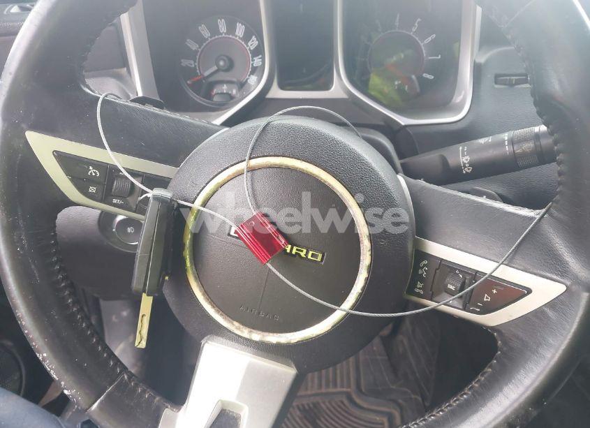 Photo 11 of 2011 Chevrolet Camaro 1LT (VIN 2G1FB1ED2B9166351)