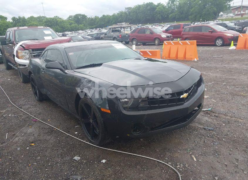 Photo 13 of 2011 Chevrolet Camaro 1LT (VIN 2G1FB1ED2B9166351)