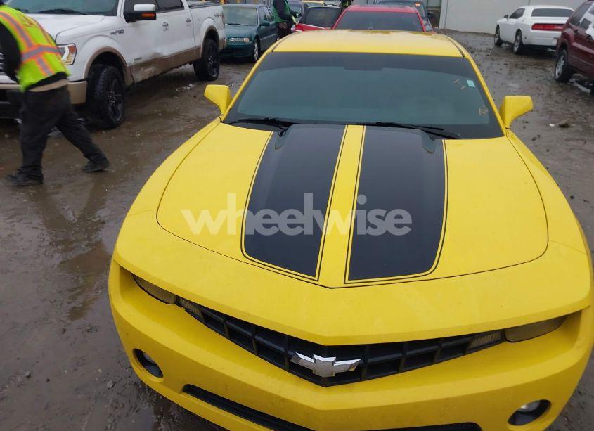 Photo 12 of 2011 Chevrolet Camaro 1LT (VIN 2G1FB1ED4B9127518)