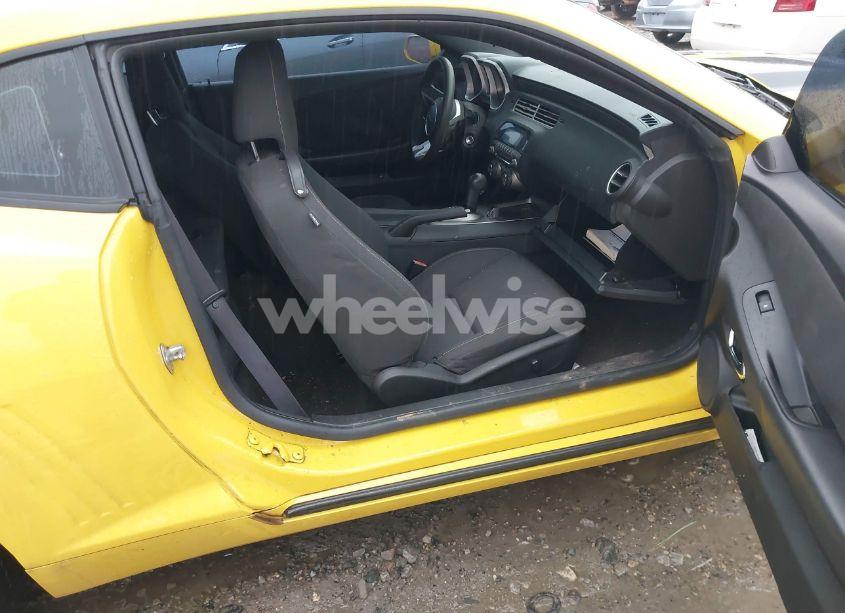 Photo 5 of 2011 Chevrolet Camaro 1LT (VIN 2G1FB1ED4B9127518)