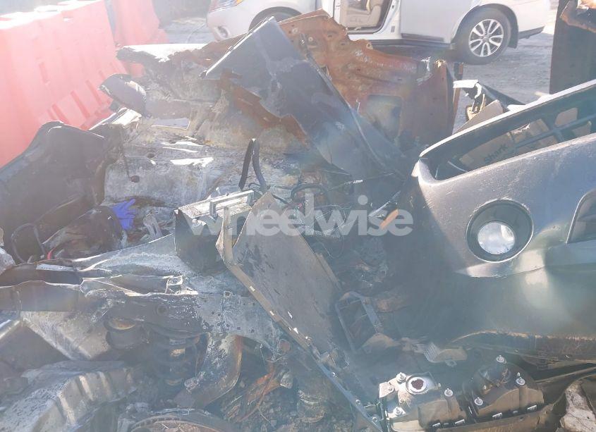 Photo 8 of 2011 Chevrolet Camaro 1LT (VIN 2G1FB1ED4B9189355)