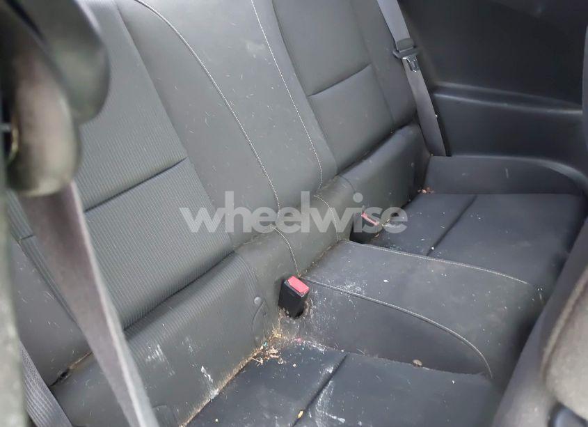 Photo 8 of 2011 Chevrolet Camaro 1LT (VIN 2G1FB1ED5B9135028)