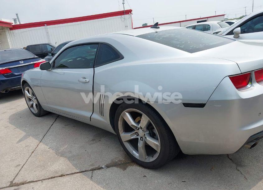 Photo 14 of 2011 Chevrolet Camaro 1LT (VIN 2G1FB1ED5B9211945)