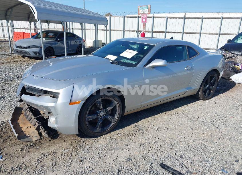 Photo 2 of 2011 Chevrolet Camaro 1LT (VIN 2G1FB1ED6B9109618)