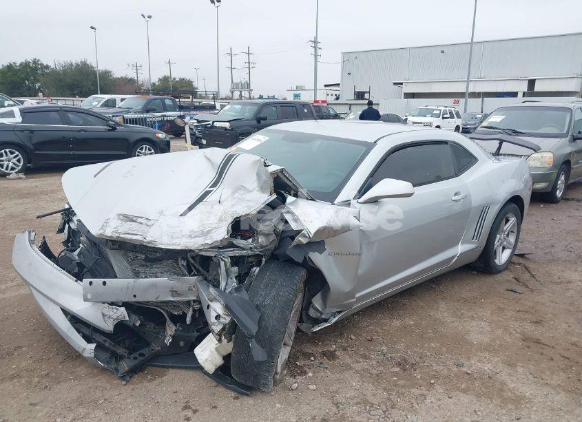 Photo 2 of 2011 Chevrolet Camaro 1LT (VIN 2G1FB1ED6B9188773)
