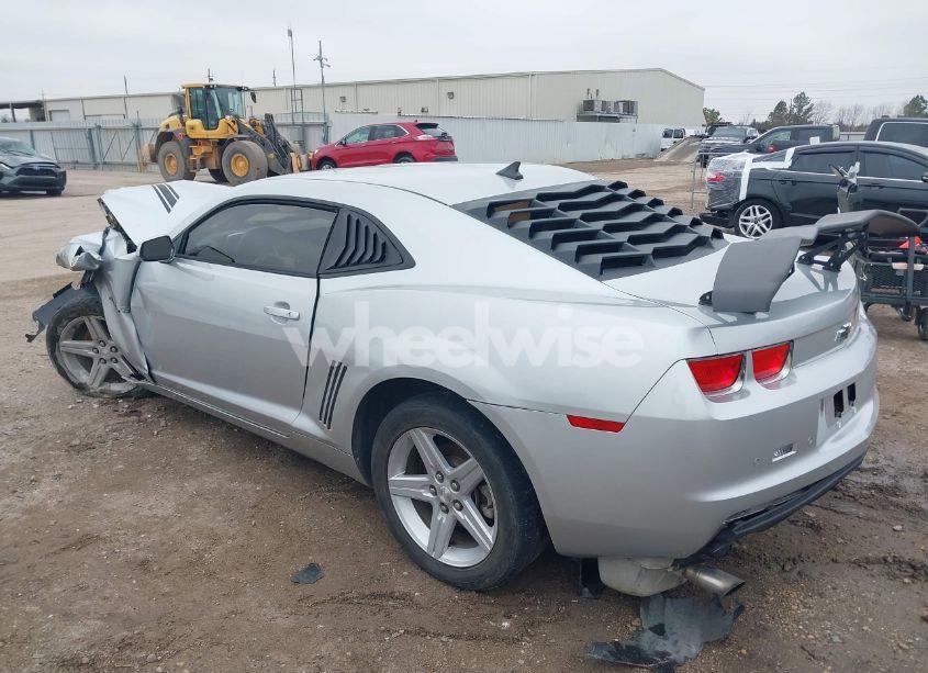 Photo 3 of 2011 Chevrolet Camaro 1LT (VIN 2G1FB1ED6B9188773)