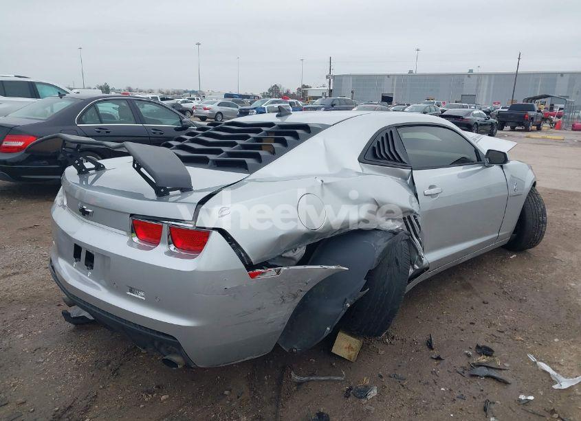 Photo 4 of 2011 Chevrolet Camaro 1LT (VIN 2G1FB1ED6B9188773)