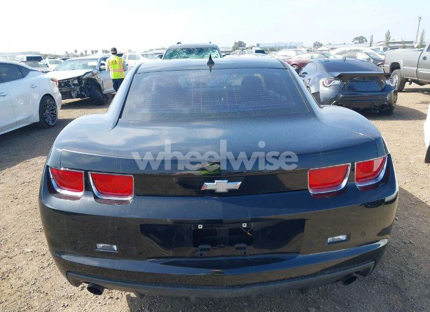 Photo 16 of 2011 Chevrolet Camaro 1LT (VIN 2G1FB1ED7B9145656)