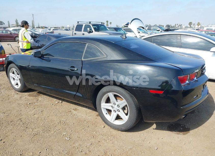 Photo 3 of 2011 Chevrolet Camaro 1LT (VIN 2G1FB1ED7B9145656)
