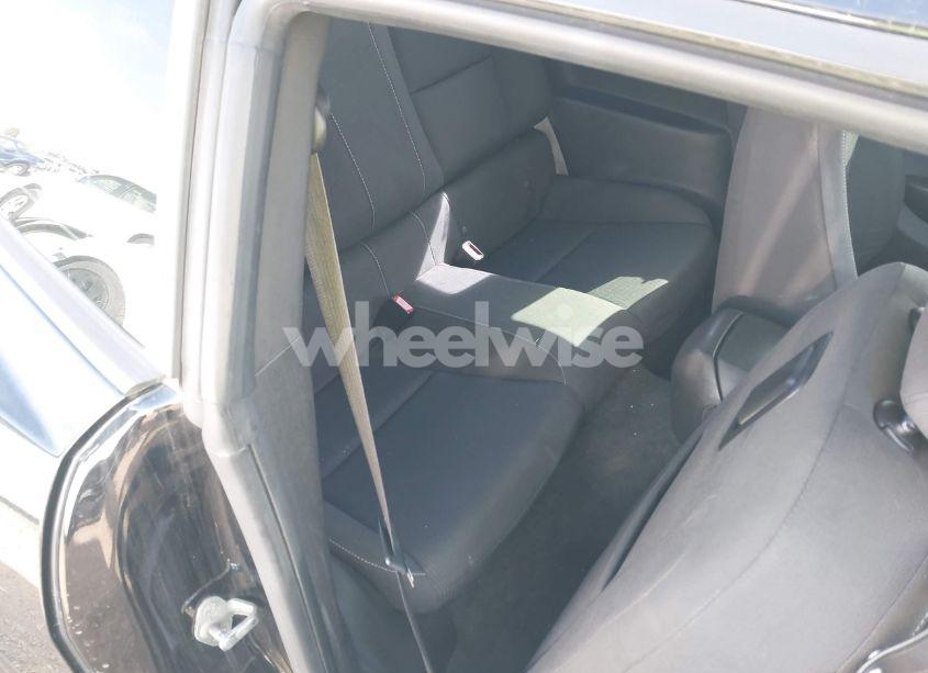 Photo 8 of 2011 Chevrolet Camaro 1LT (VIN 2G1FB1ED7B9145656)