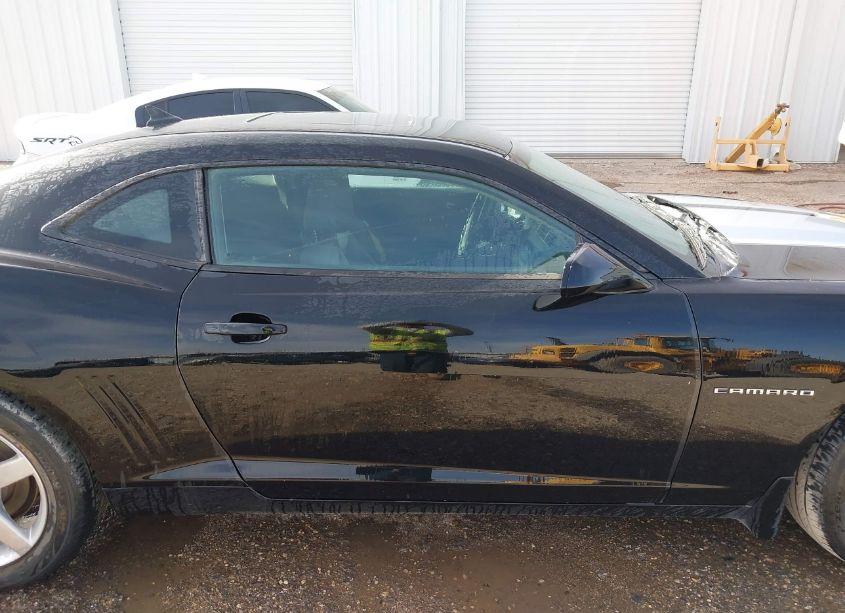 Photo 13 of 2011 Chevrolet Camaro 1LT (VIN 2G1FB1ED7B9150971)