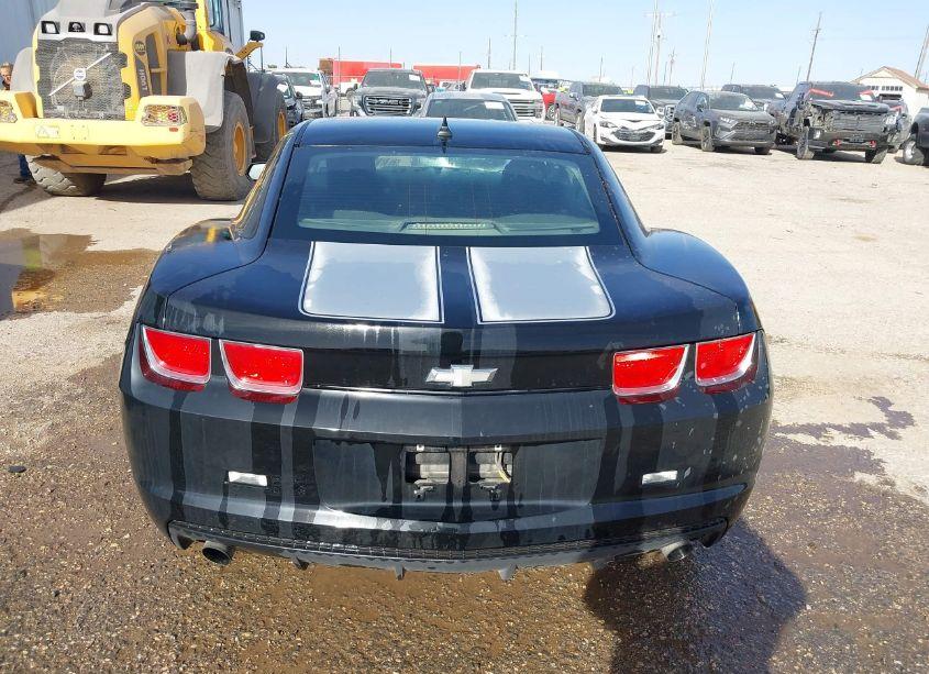 Photo 16 of 2011 Chevrolet Camaro 1LT (VIN 2G1FB1ED7B9150971)