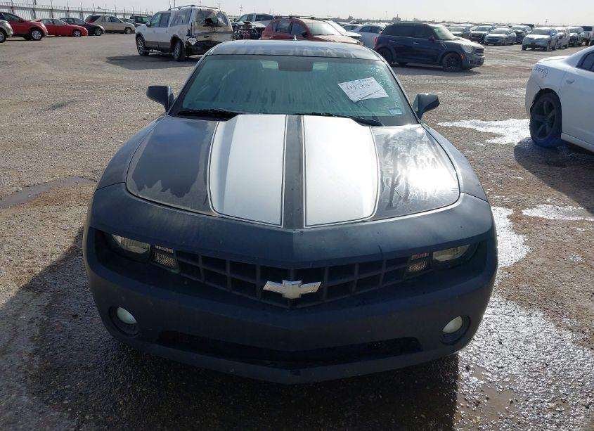 Photo 6 of 2011 Chevrolet Camaro 1LT (VIN 2G1FB1ED7B9150971)