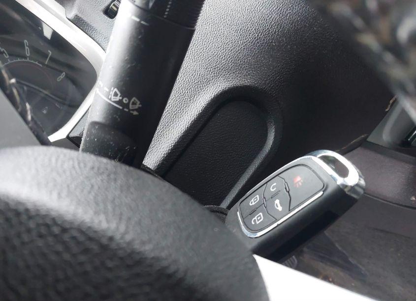 Photo 11 of 2011 Chevrolet Camaro 1LT (VIN 2G1FB1ED7B9172632)