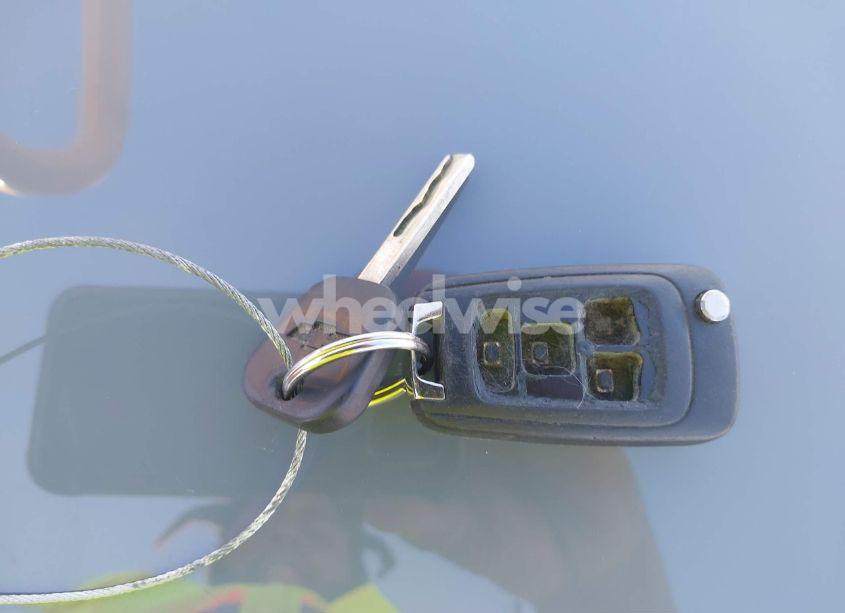 Photo 11 of 2011 Chevrolet Camaro 1LT (VIN 2G1FB1ED8B9102296)