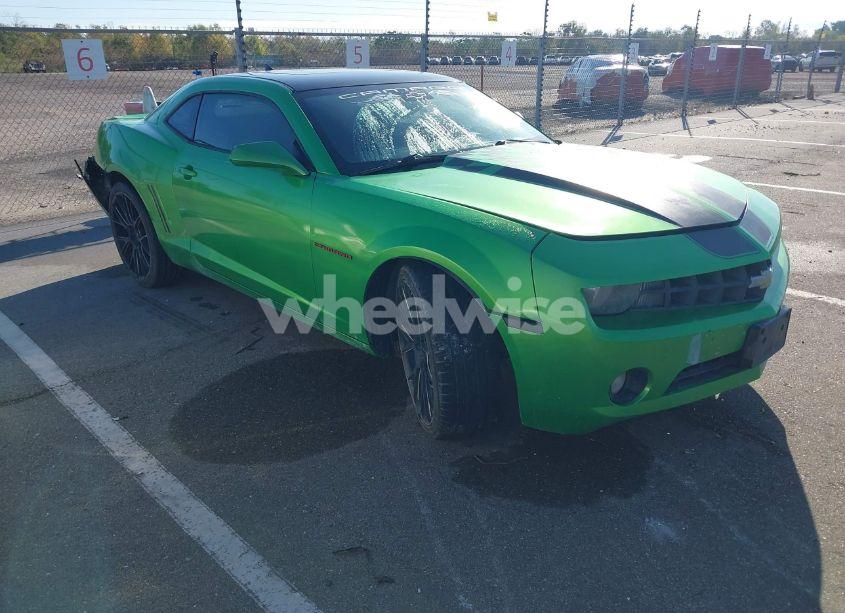 2011 Chevrolet Camaro 1LT (VIN 2G1FB1ED9B9127756) main photo