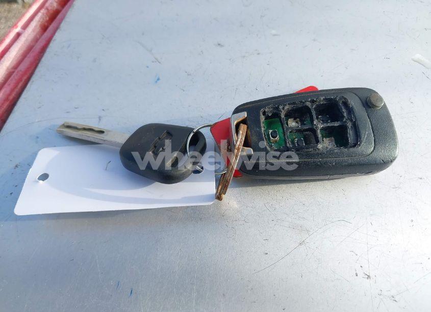 Photo 11 of 2011 Chevrolet Camaro 1LT (VIN 2G1FB1ED9B9127756)