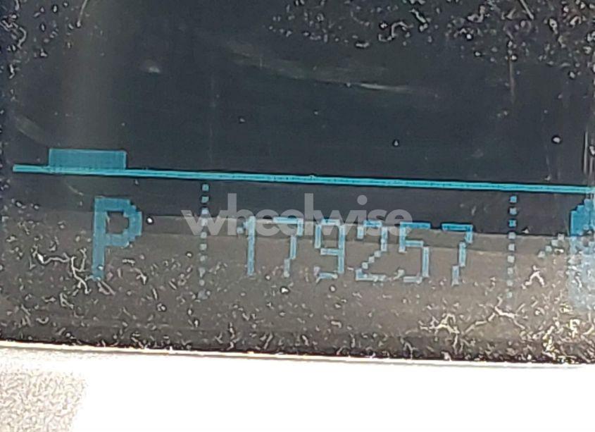 Photo 15 of 2011 Chevrolet Camaro 1LT (VIN 2G1FB1ED9B9127756)